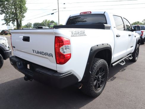 Used 2019 Toyota Tundra SR5 w/ SR5 Upgrade Package image 5