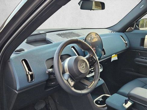 Certified 2025 MINI Cooper Countryman S w/ Comfort Package Max image 10