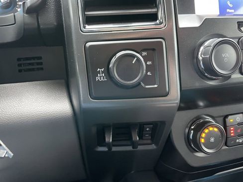 Used 2021 Ford F350 XLT w/ XLT Premium Package image 49