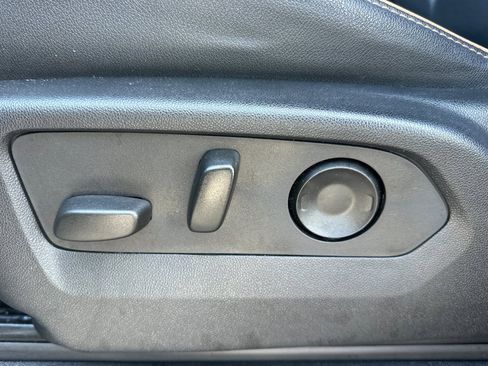 Used 2023 GMC Yukon AT4 image 13