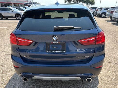 Used 2021 BMW X1 xDrive28i w/ Convenience Package AWD/4WD image 4