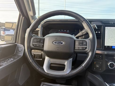 Used 2024 Ford F250 Lariat w/ Black Appearance Package image 20