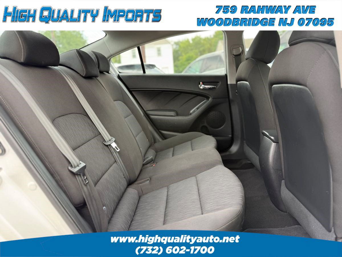 Used 2016 Kia Forte LX FWD image 18