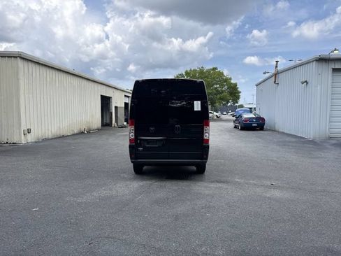 Used 2023 RAM ProMaster 2500 w/ Black Appearance Package FWD image 6