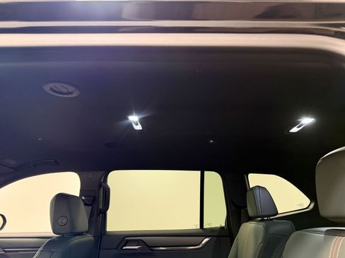 Used 2025 GMC Acadia AT4 image 51