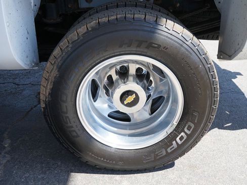 Used 2019 Chevrolet Silverado 3500 High Country w/ Duramax Plus Package AWD/4WD image 34