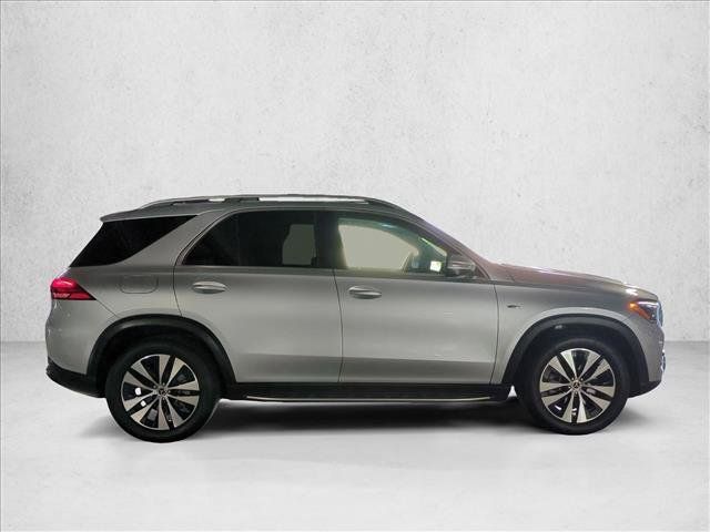 Certified 2025 Mercedes-Benz GLE 450e 4MATIC image 4