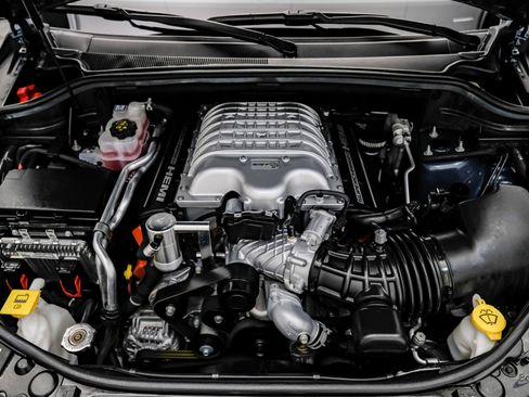 Used 2021 Jeep Grand Cherokee Trackhawk image 3