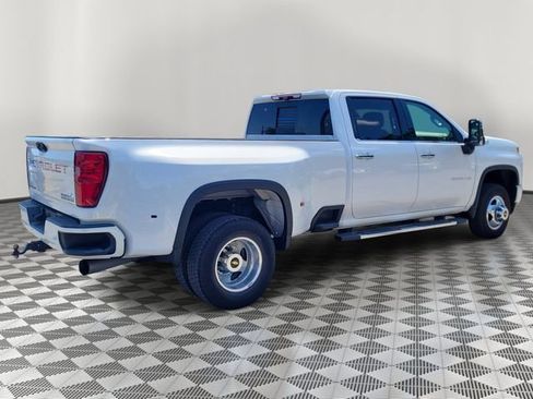 Used 2020 Chevrolet Silverado 3500 High Country AWD/4WD image 2