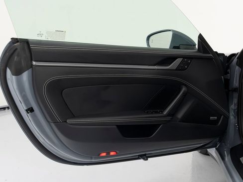 Certified 2024 Porsche 911 AWD/4WD image 19