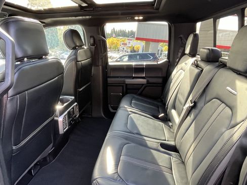 Used 2019 Ford F150 Platinum w/ Equipment Group 701A Luxury AWD/4WD image 13