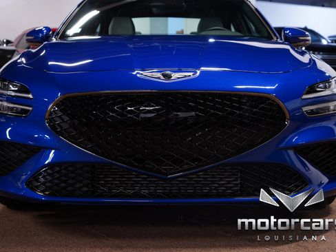 Used 2023 Genesis G70 2.0T w/ Sport Prestige Package image 10