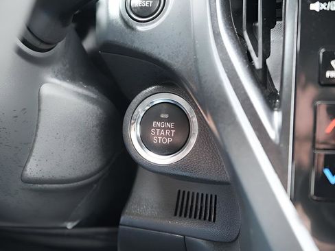Used 2025 Subaru Forester Premium w/ Convenience Package #1 AWD/4WD image 29