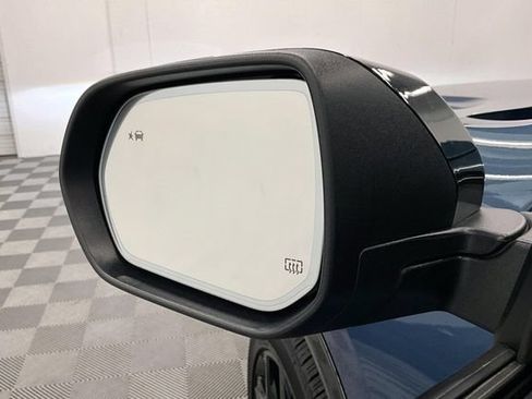 Used 2025 Chevrolet Traverse RS w/ LPO, Floor Liner Package AWD/4WD image 41