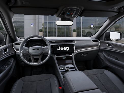 New 2026 Jeep Grand Cherokee L 2WD image 14