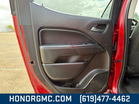 Used 2016 GMC Canyon SLE w/ SLE Convenience Package image 20