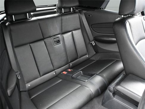 Used 2013 BMW 135is Convertible image 19