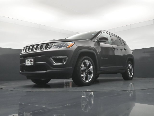Used 2019 Jeep Compass Limited w/ Advanced Safety Group AWD/4WD image 20