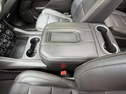 Used 2021 Chevrolet Tahoe High Country w/ Premium Package AWD/4WD image 39