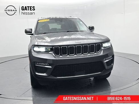 Used 2024 Jeep Grand Cherokee Limited w/ Trailer Tow Package AWD/4WD image 2
