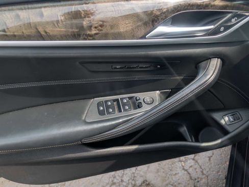 Used 2019 BMW 530i xDrive w/ Premium Package image 19