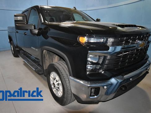 Used 2025 Chevrolet Silverado 2500 LT w/ Safety Package AWD/4WD image 1