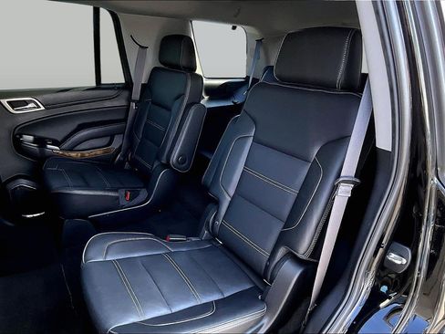 Used 2015 GMC Yukon Denali w/ Premium Package AWD/4WD image 27
