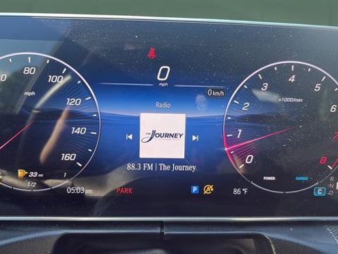 Used 2025 Mercedes-Benz C 300 Sedan image 16