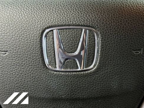 Used 2017 Honda Ridgeline RTL-T image 32