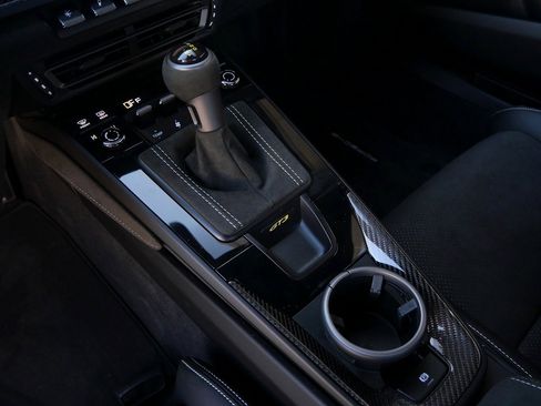 Used 2022 Porsche 911 GT3 image 14