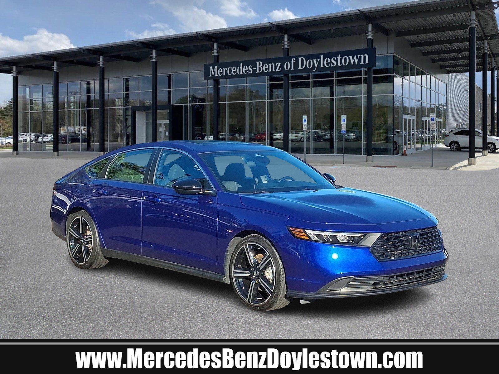 Used 2024 Honda Accord Sport image 1