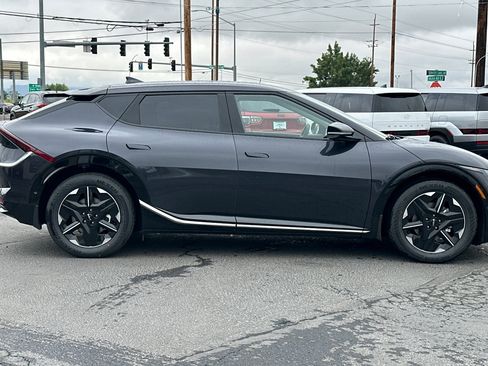New 2026 Kia EV6 Wind AWD/4WD image 3