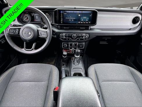 Used 2024 Jeep Wrangler Unlimited Sport AWD/4WD image 7