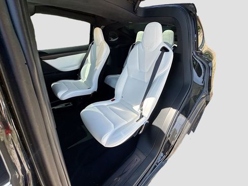 Used 2020 Tesla Model X Performance AWD/4WD image 15