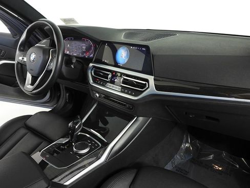 Used 2020 BMW 330i Sedan w/ Driving Assistance Package image 13
