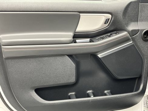 Certified 2025 Ford Expedition Active AWD/4WD image 10