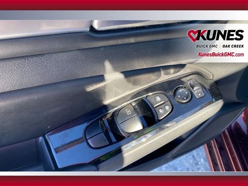 Used 2023 Nissan Altima 2.5 SV image 8