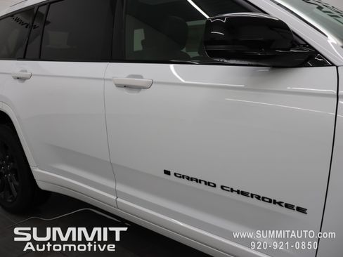 New 2026 Jeep Grand Cherokee L Limited AWD/4WD image 27