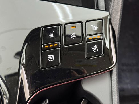 Used 2024 Kia Sportage SX Prestige image 29