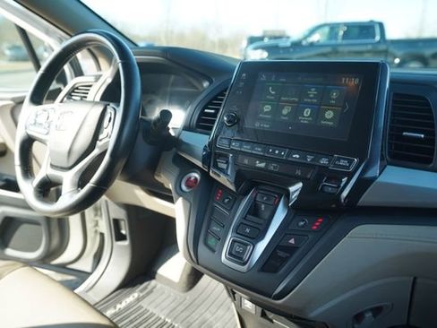 Used 2018 Honda Odyssey EX-L image 31