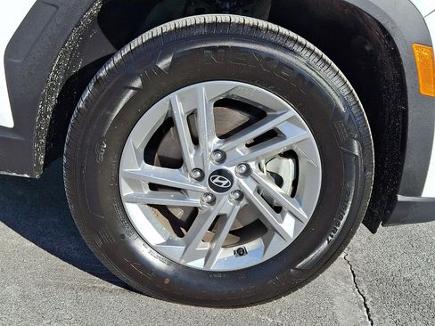 Used 2025 Hyundai Tucson SE AWD/4WD image 8