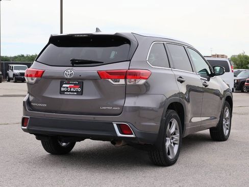 Used 2018 Toyota Highlander Limited AWD/4WD image 9