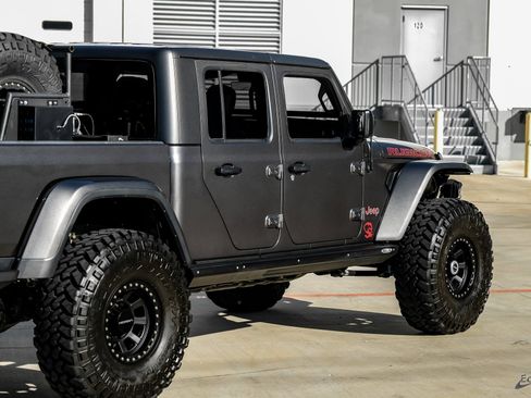Used 2020 Jeep Gladiator Rubicon image 18