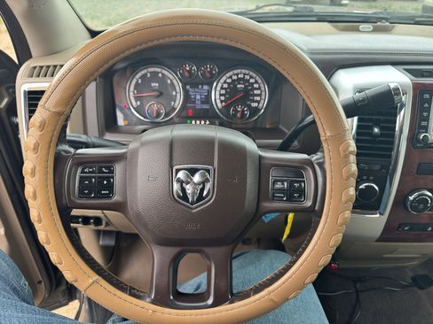 Used 2012 RAM 2500 Laramie w/ Protection Group image 26