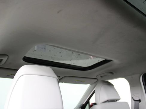 Certified 2025 Hyundai Santa Fe Calligraphy FWD image 24