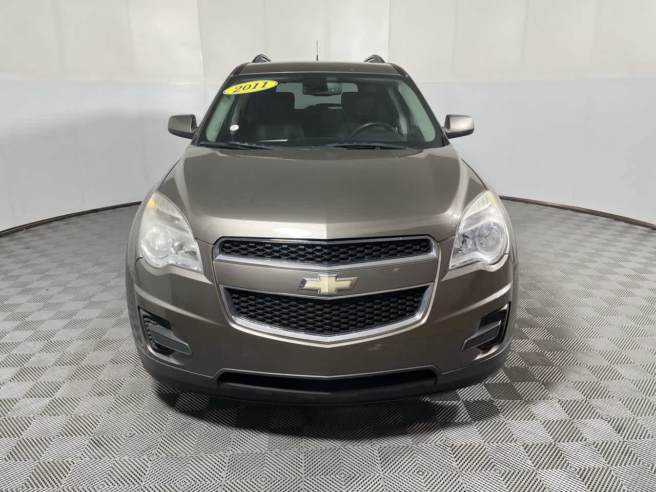 Used 2011 Chevrolet Equinox LT AWD/4WD image 3