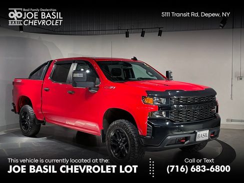 Used 2021 Chevrolet Silverado 1500 Custom Trail Boss w/ LPO, Dark Essentials Package AWD/4WD image 1