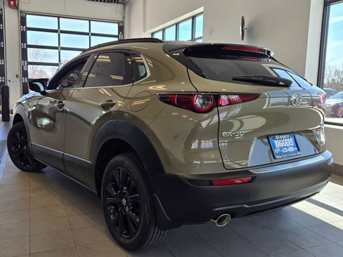 New 2025 MAZDA CX-30 Carbon image 12