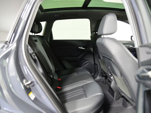 Certified 2025 Audi Q6 e-tron Premium w/ Convenience Package image 19