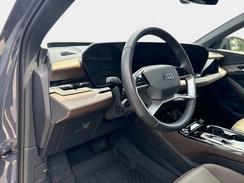 Certified 2025 Audi Q6 e-tron Premium RWD image 18